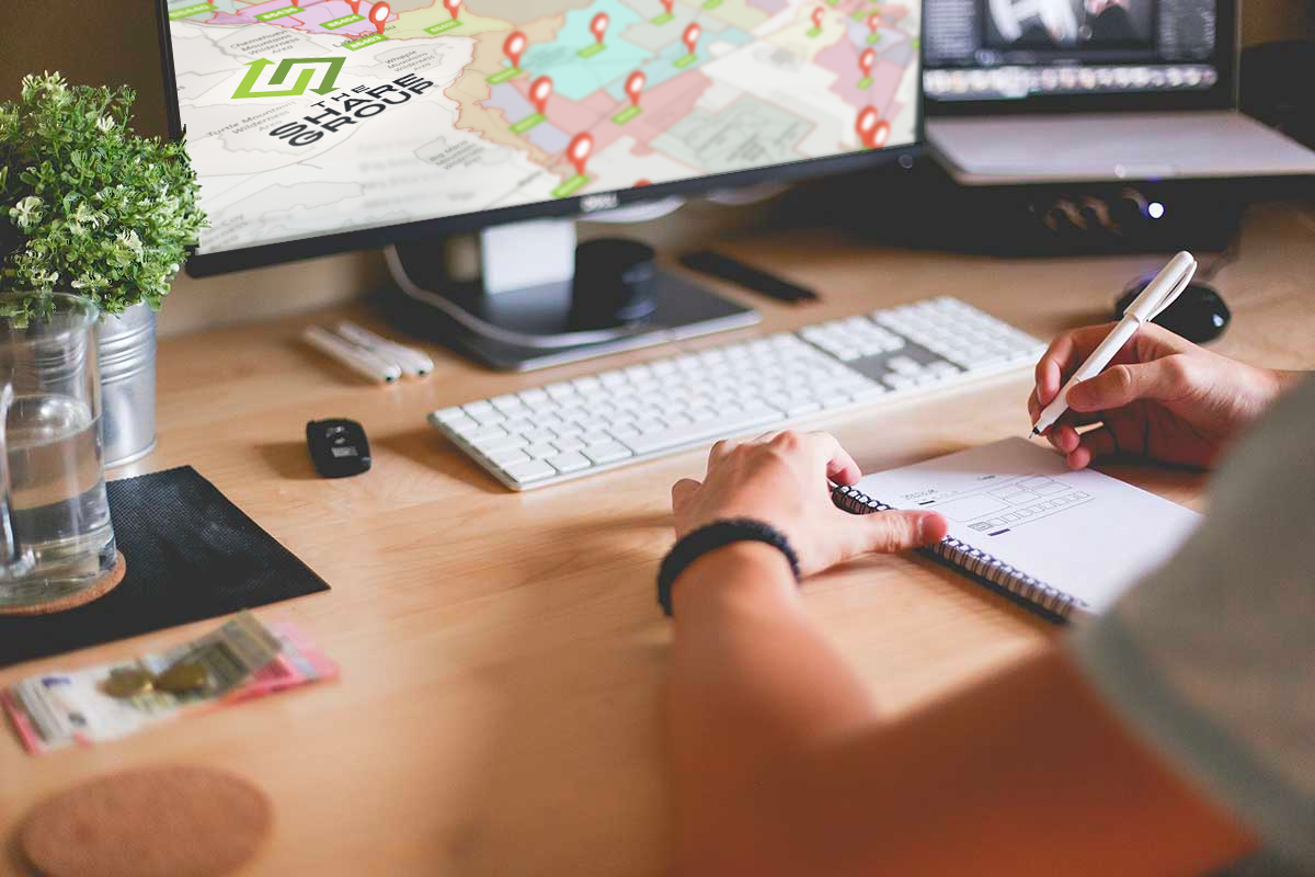 absentee owner desktop mockup share group-1